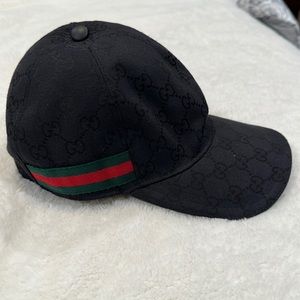 Gucci: Original GG Canvas Baseball Hat with web